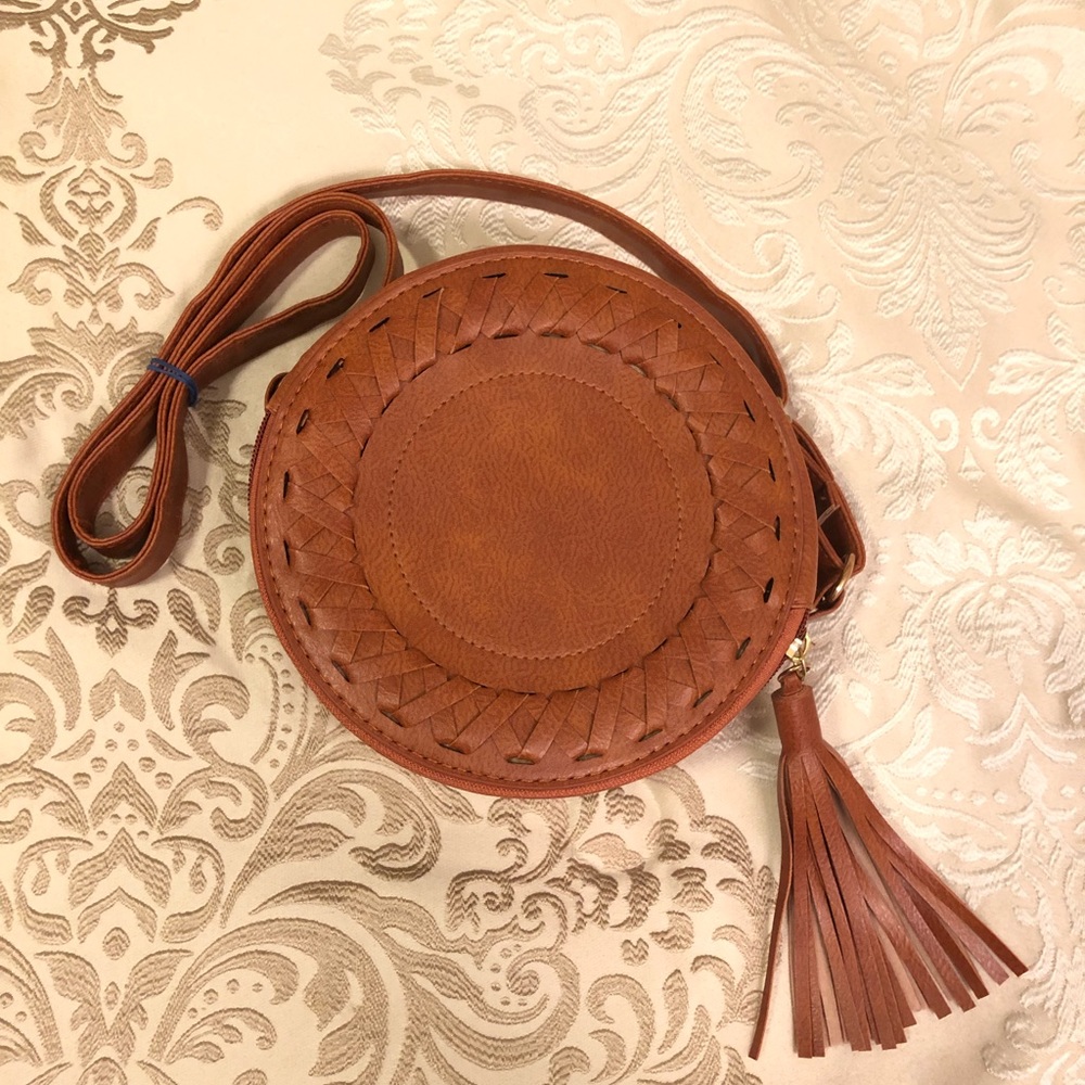 Woven round circle tassel cross body bag